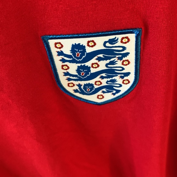 England sz M long sleeve t-shirt like new! - Picture 2 of 5